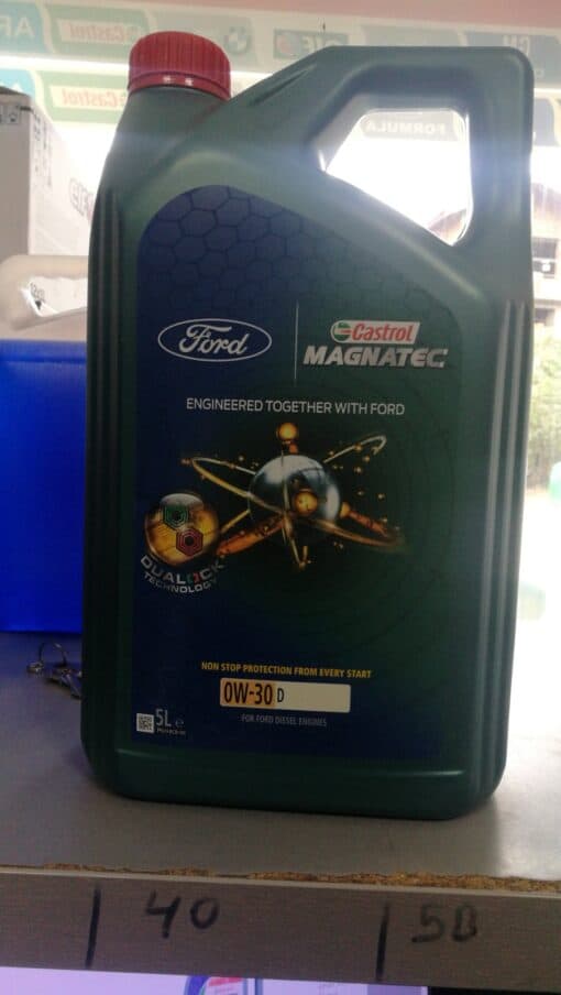 Castrol MAGNATEC PROFESSIONAL D 0W30 за FORD 5L